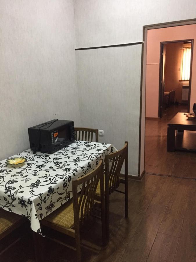 Agmashenebeli 128 Appartamento Tbilisi Esterno foto